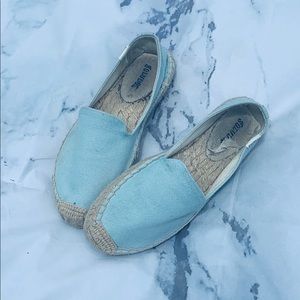 Baby blue casual dress shoes